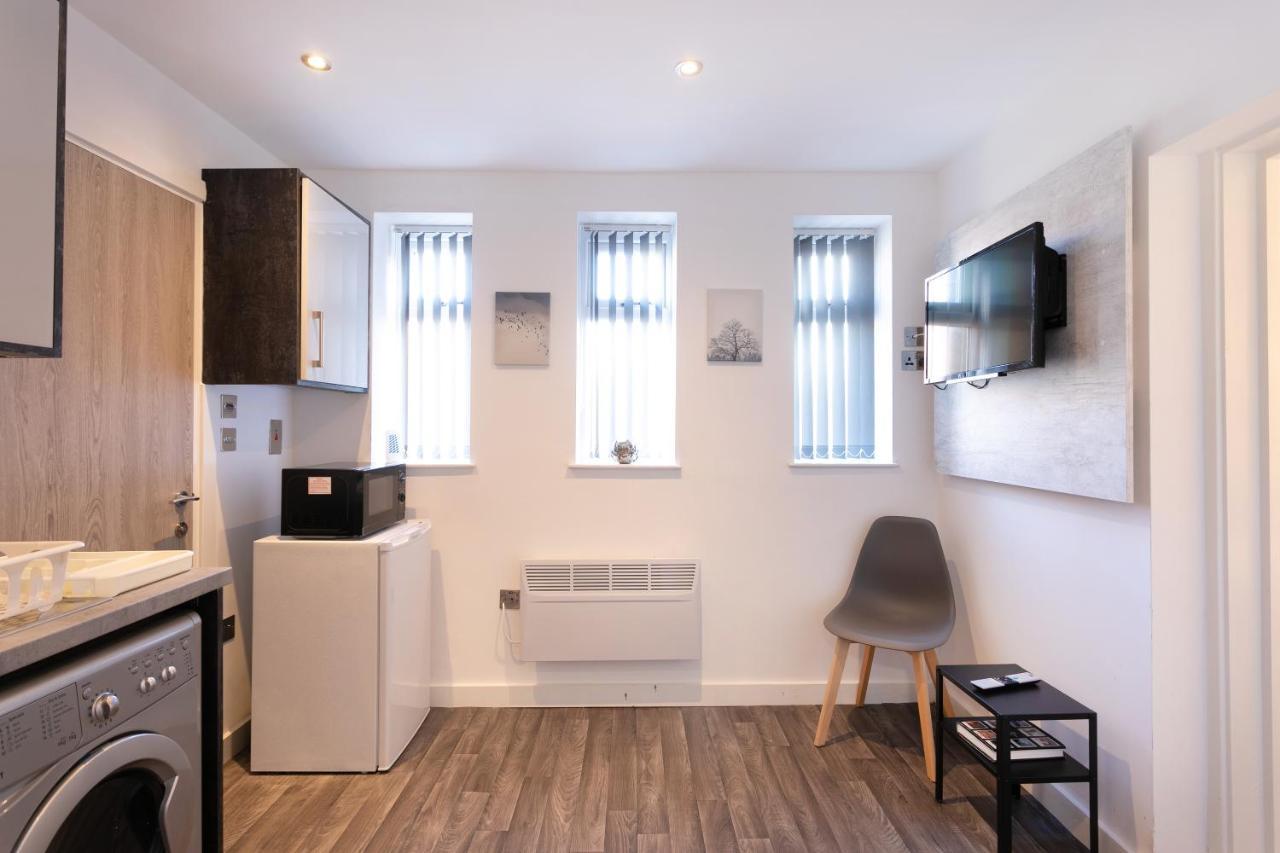 Hoemli Smart City Centre Apartment 莱切斯特 外观 照片