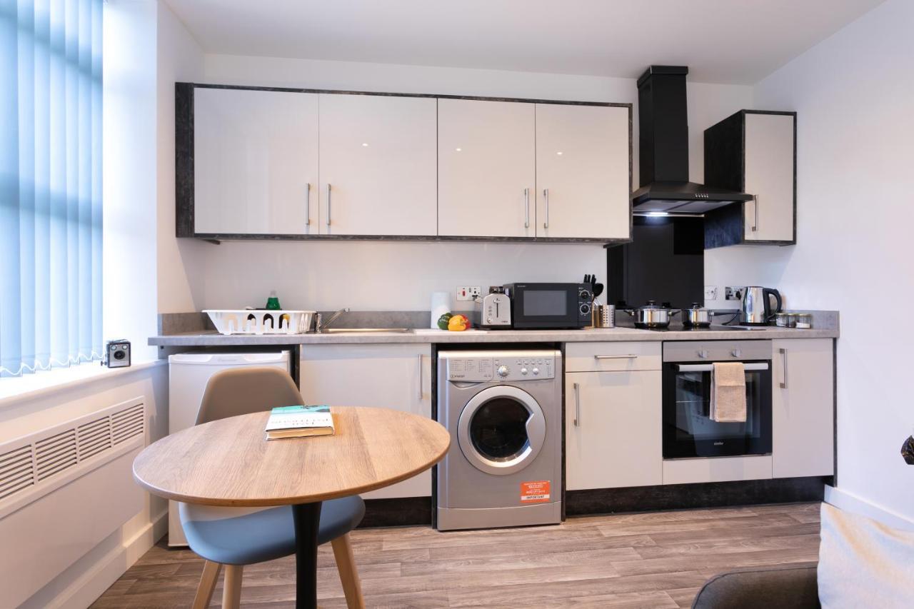 Hoemli Smart City Centre Apartment 莱切斯特 外观 照片